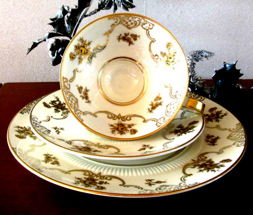 Gedeck teilig elfenbein - *, *